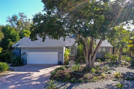 5324 SIESTA COURT