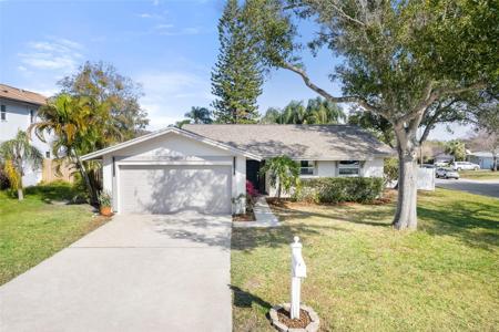 2100 GULL LANE