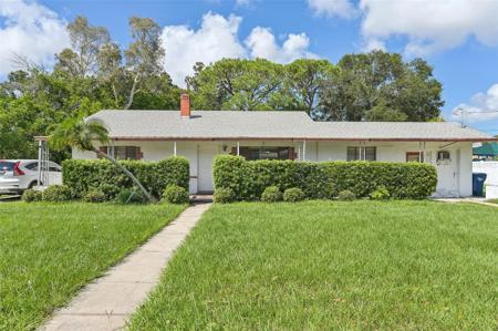910 43RD STREET W