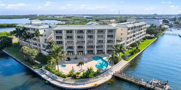8800 BAY PINES