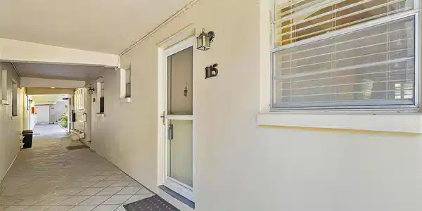 9940 47TH N