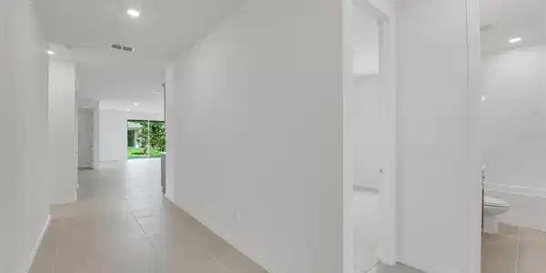 Image 4 Image 4