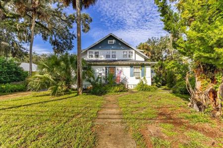 1116 MAGNOLIA STREET