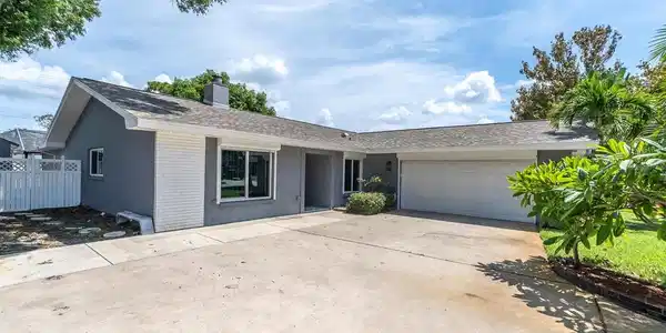13177 DORCHESTER DRIVE