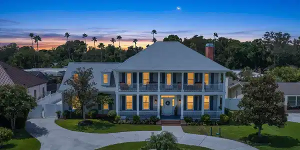 1322 GOLF VIEW DRIVE