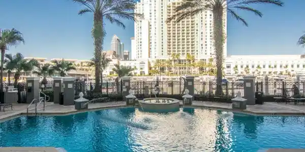 700 S HARBOUR ISLAND BOULEVARD