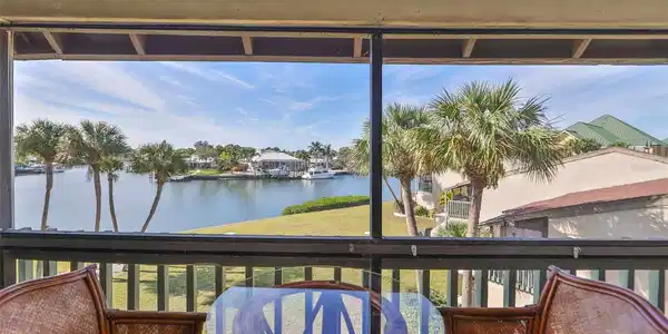 1028 APOLLO BEACH BOULEVARD