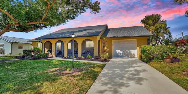 516 BELLAIRE DRIVE