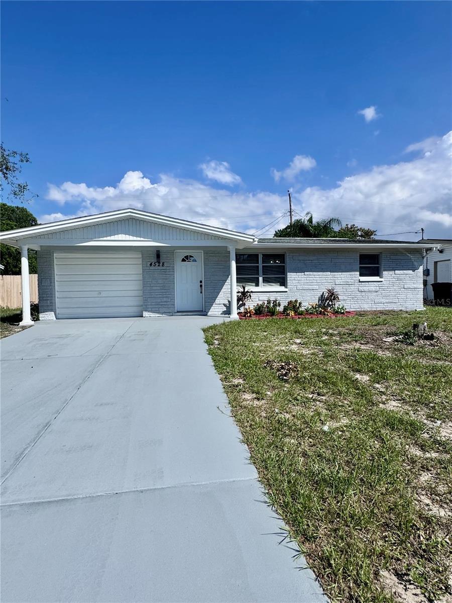4528 IRENE LOOP, NEW PORT RICHEY, FL lhrmls02434144