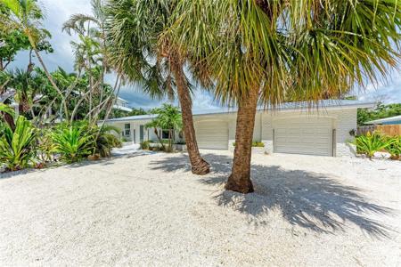 116 HAMMOCK ROAD