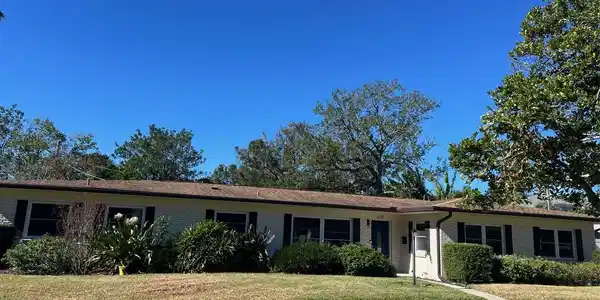 632 SUPERIOR AVENUE