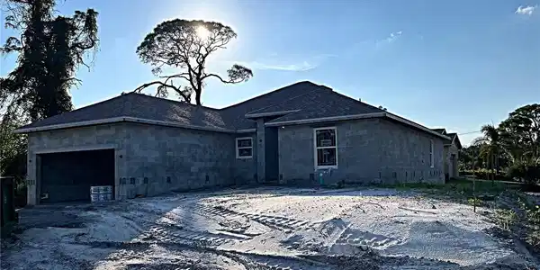 4050 HIBISCUS ROAD