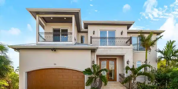 511 BAYVIEW DRIVE