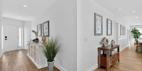 Image 4 Image 4