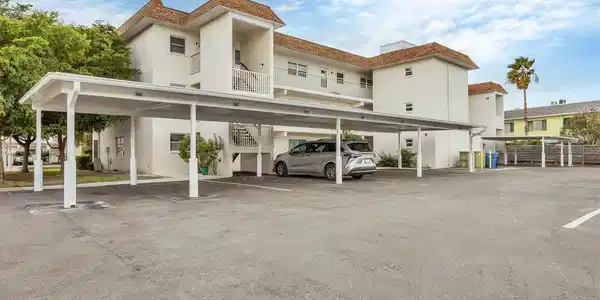 116 VISTA HERMOSA CIRCLE
