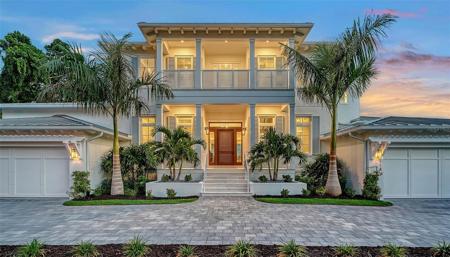 118 N WARBLER LANE
