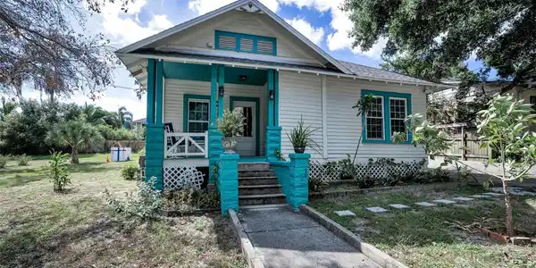 39 W PARK STREET