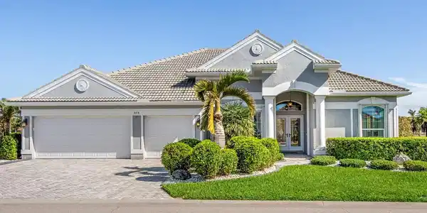 878 MACAW CIRCLE