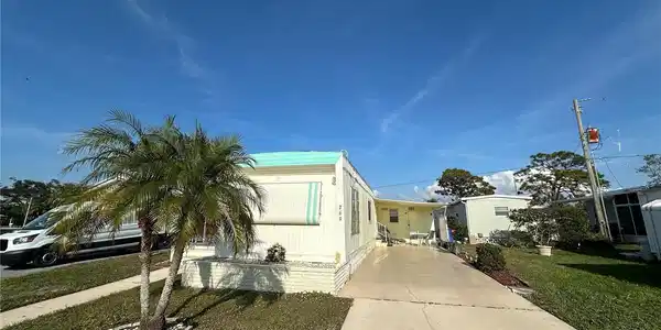 269 OUTER DRIVE