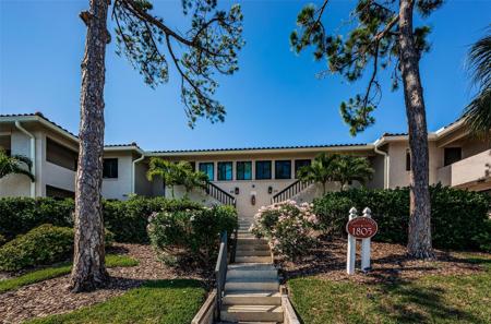 1805 MARINER DRIVE