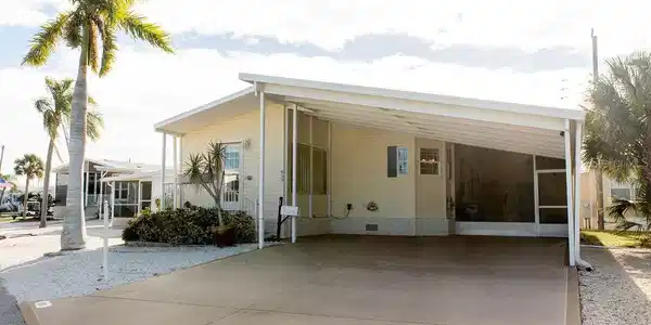 657 N GREEN CIRCLE