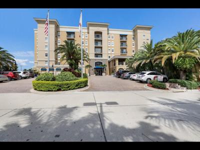 1064 N TAMIAMI TRAIL