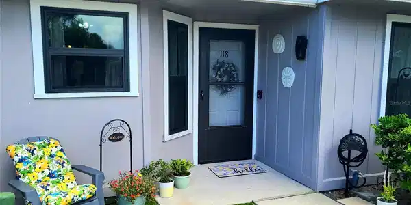 118 LAGOON COURT