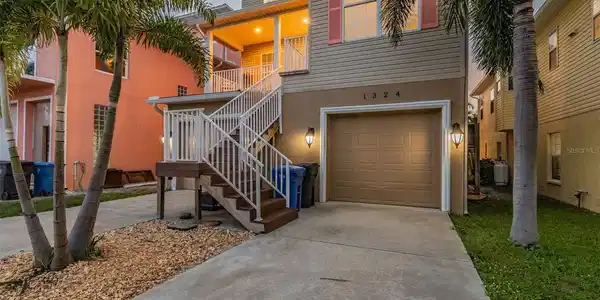 1324 APOLLO BEACH S