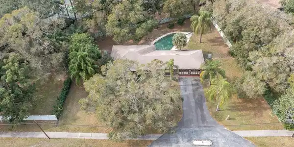 10016 RIDGE