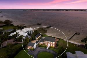 5004 RIVERVIEW