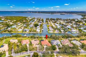 1736 AMBERWYND W