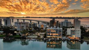 650 GOLDEN GATE