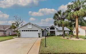 212 MEADOW LAKE