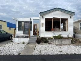 1475 FLAMINGO