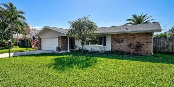 13968 PINECREST