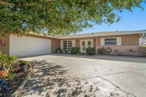 1260 LAKESIDE DRIVE