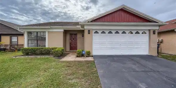 9209 CAMINO VILLA