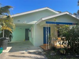 2814 UPTON S