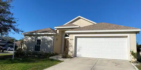 2623 6TH E