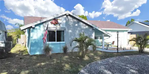 3639 GRAYTON