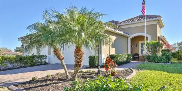 6909 PLAYA BELLA