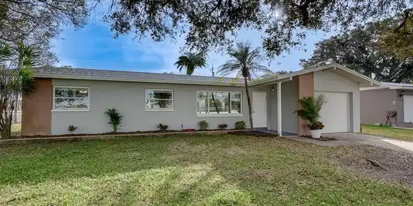 10191 OAKHURST