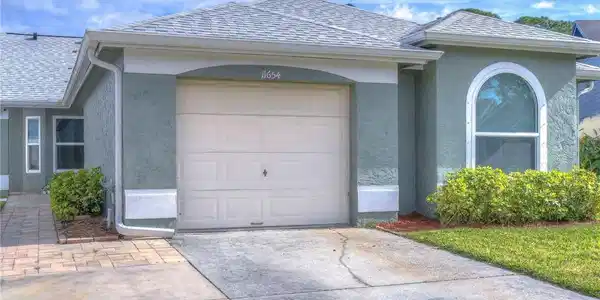 11654 SUNSHINE POND