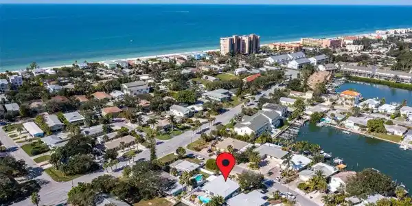 305 BAHIA VISTA