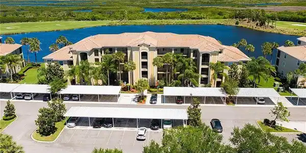 7803 GRAND ESTUARY