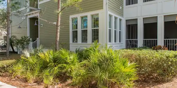 336 SAPPHIRE LAKE