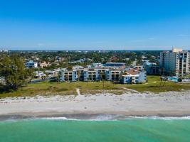 700 GOLDEN BEACH
