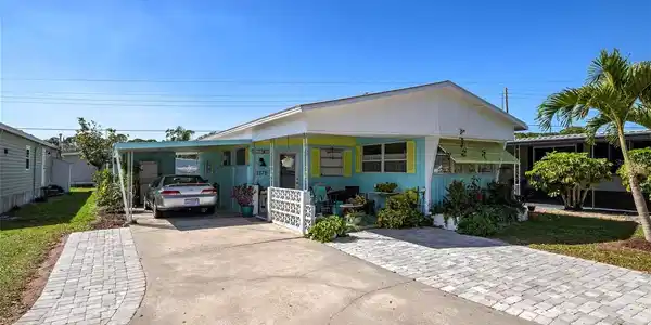 5275 OAKLAND HILLS