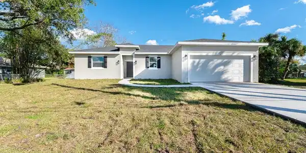 407 SPRUCE