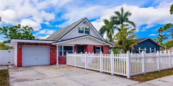 8080 37TH N